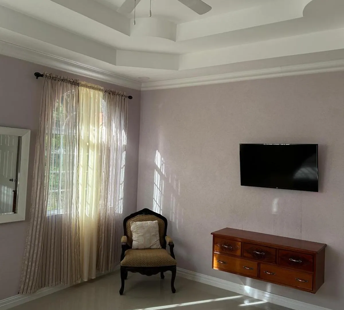 Paradise Palms Estate Newmarket 0*,  Jamaika