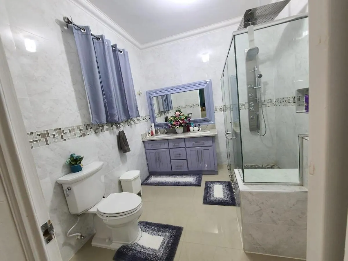 Paradise Palms Estate Newmarket Jamaika